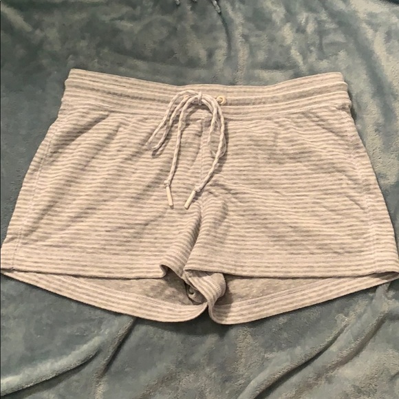 Vineyard Vines Pants - Vineyard Vines Lounge Shorts